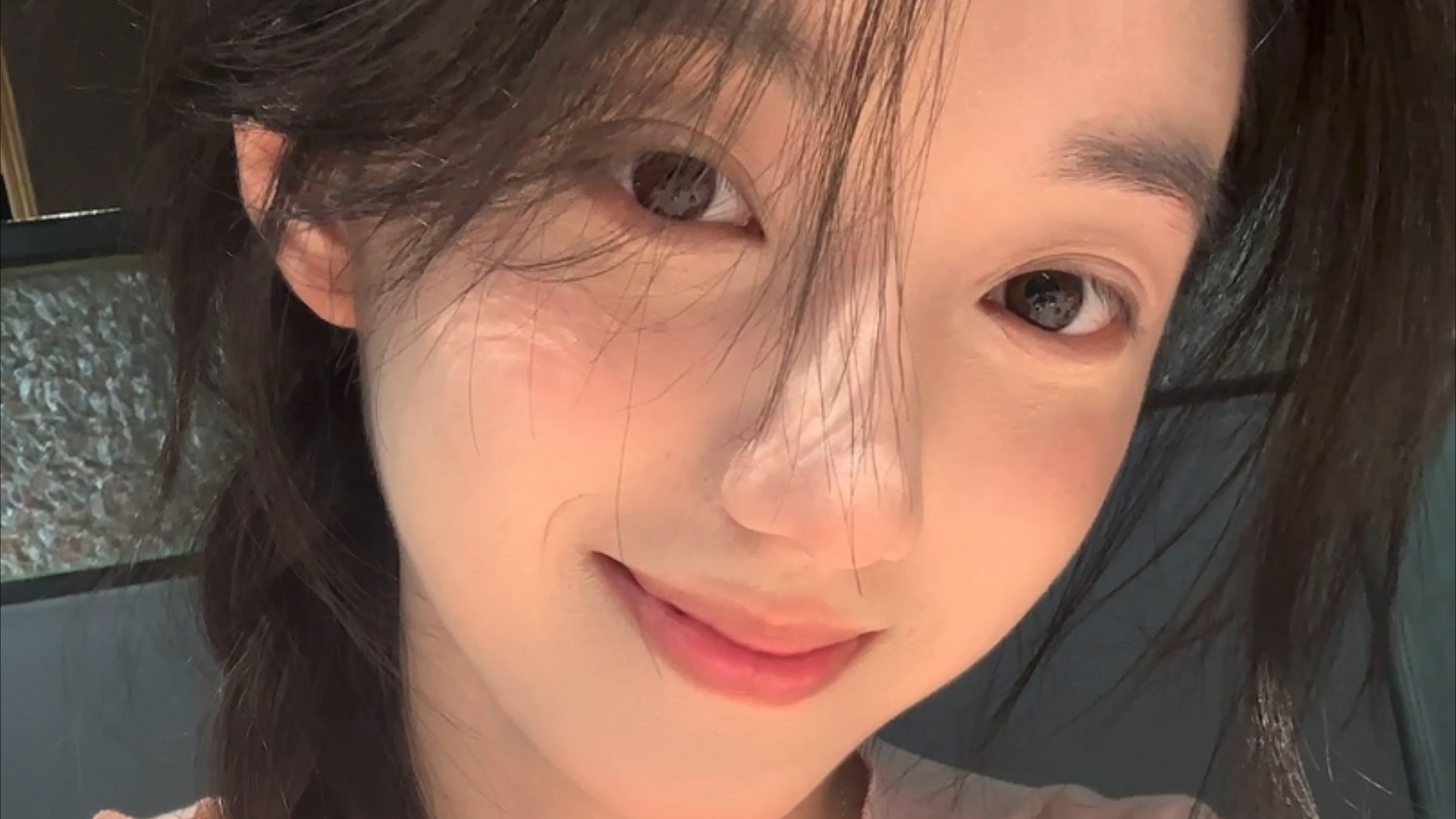 为何高铁F座如此受欢迎？这些“黑科技”让它与众不同